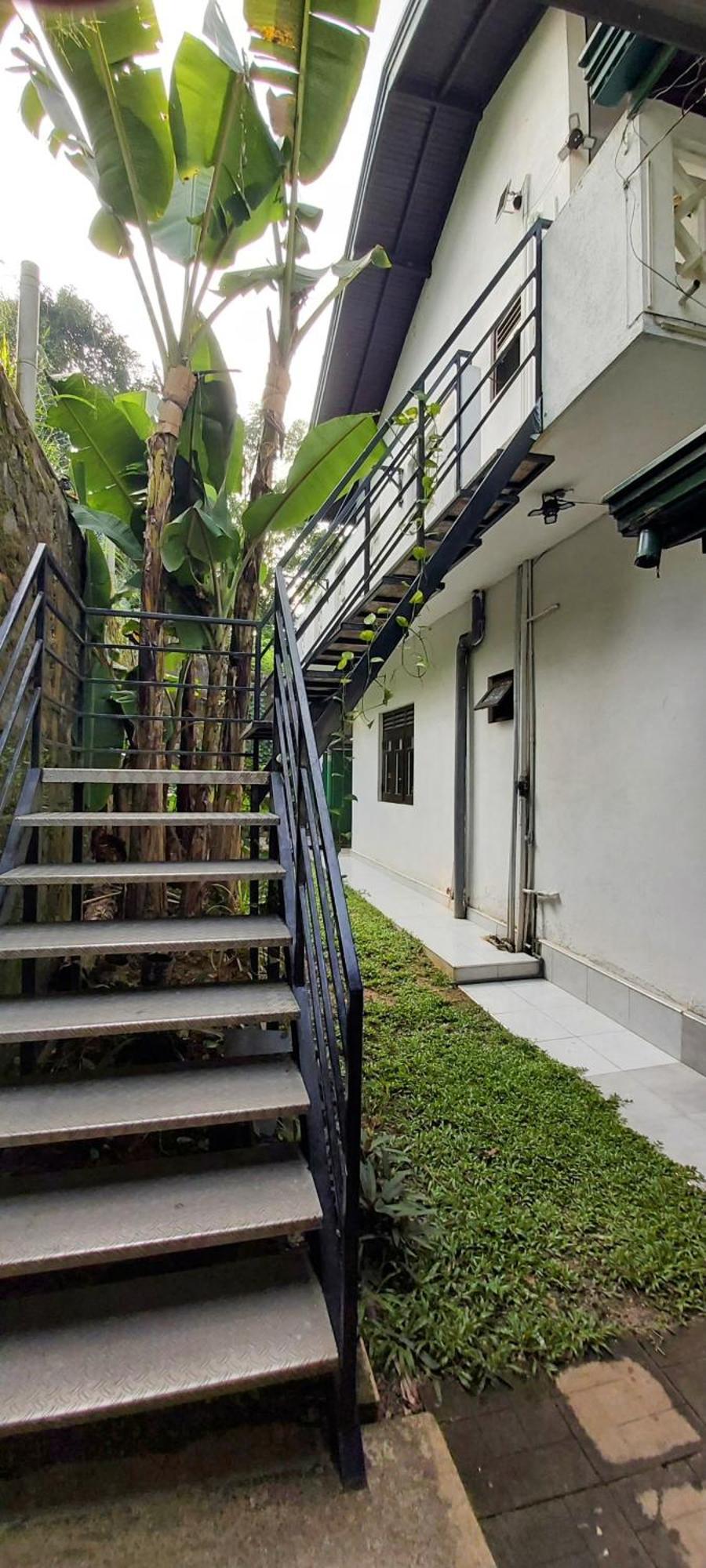 Villa Senan - 2 Apartments - Mirissa Ruang foto